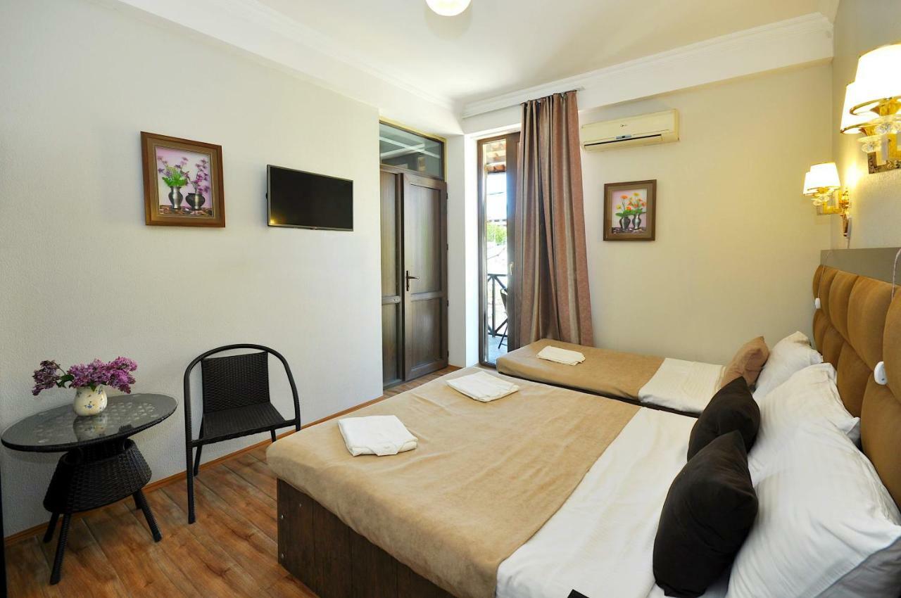 Hotel Marsel Tiflis Dış mekan fotoğraf