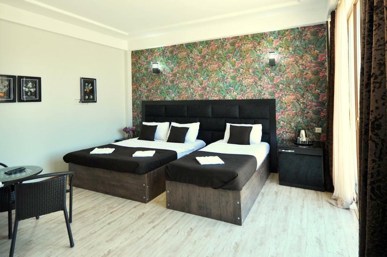 Hotel Marsel Tiflis Dış mekan fotoğraf