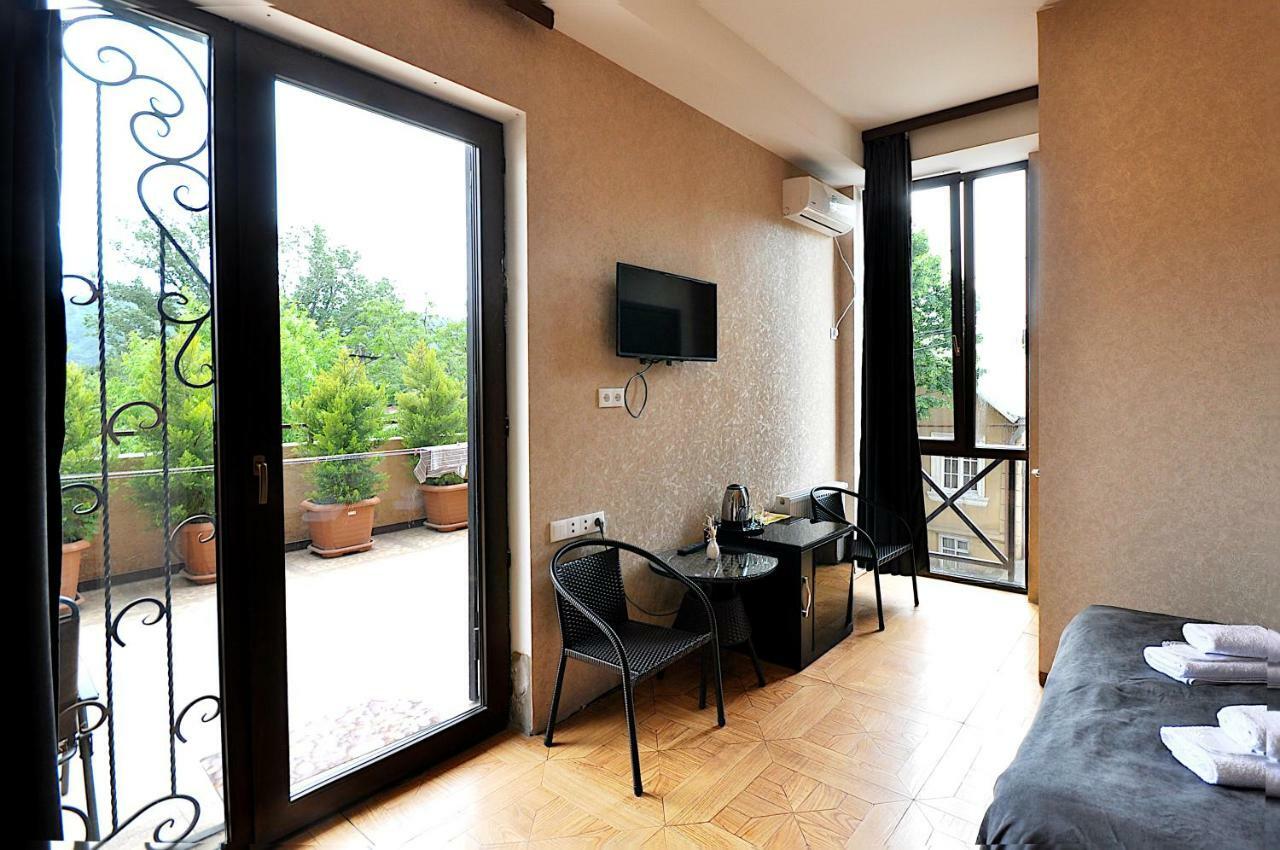 Hotel Marsel Tiflis Dış mekan fotoğraf